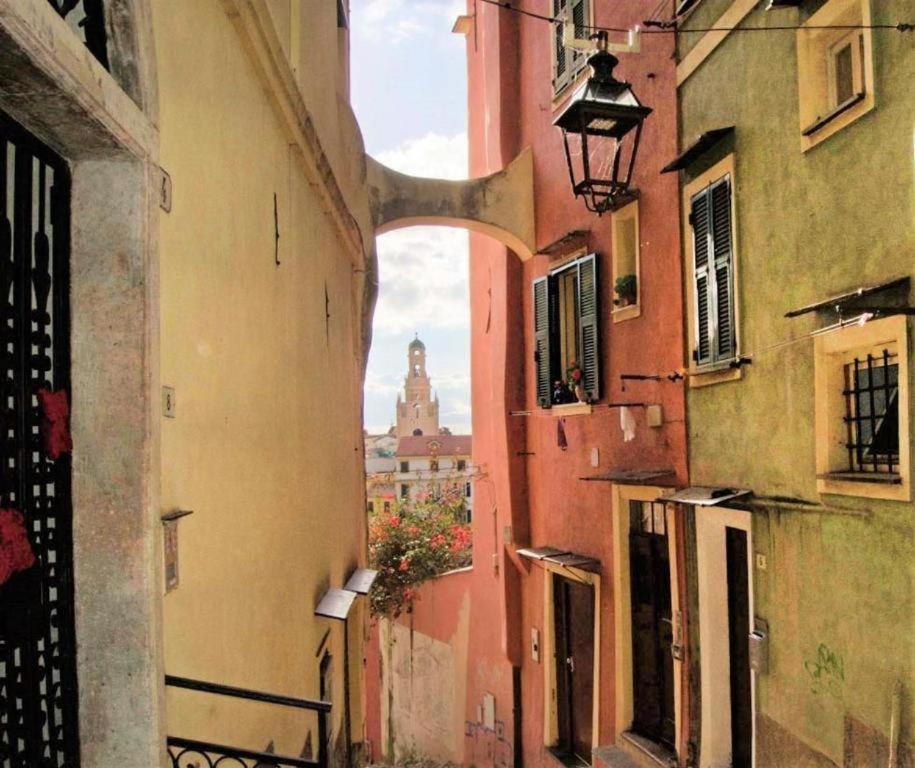 Casa Rosa Lucia Centrale Con Parcheggio Санремо Экстерьер фото