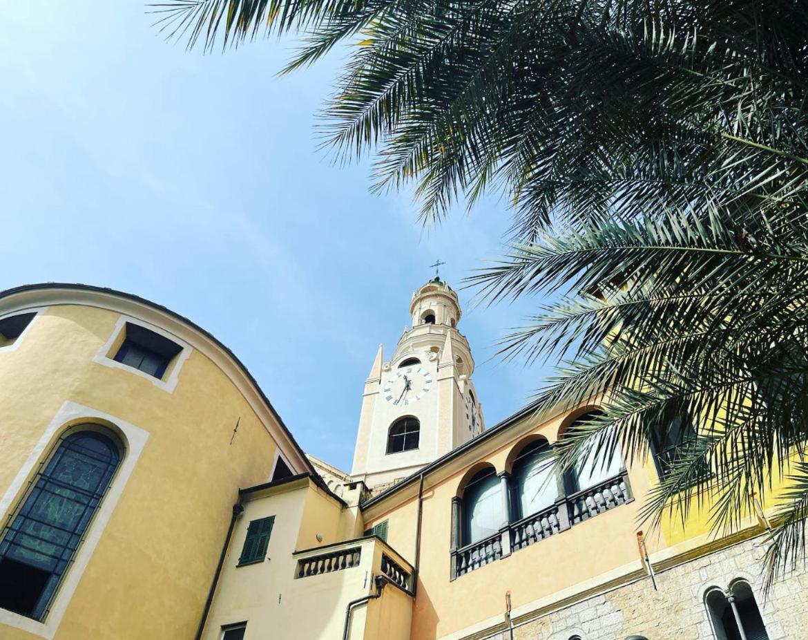 Casa Rosa Lucia Centrale Con Parcheggio Санремо Экстерьер фото